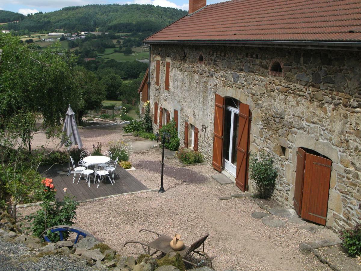 Bed and Breakfast Le Peyroux à Teilhet  Extérieur photo